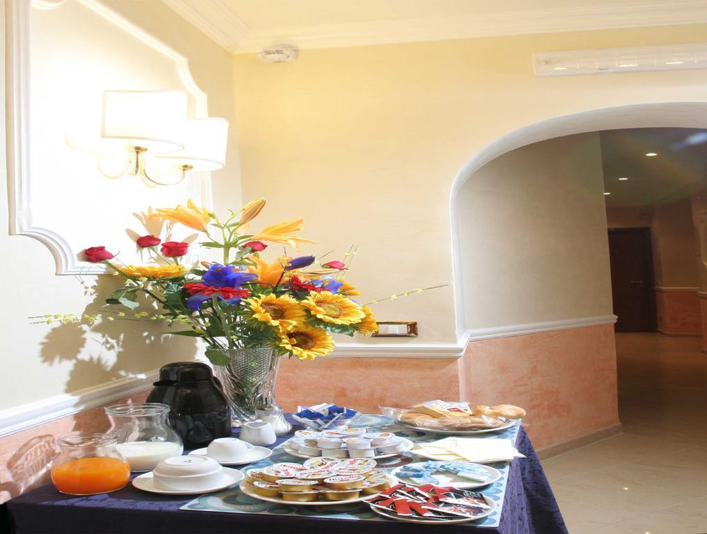 Adorasuite B&B Рим Екстер'єр фото