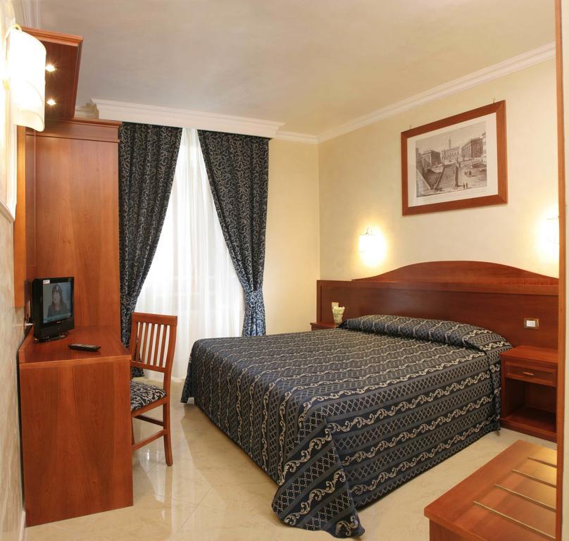 Adorasuite B&B Рим Екстер'єр фото