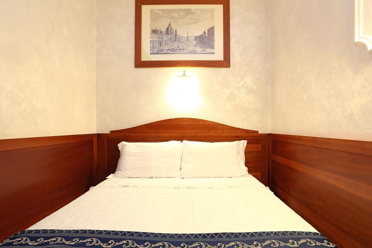 Adorasuite B&B Рим Екстер'єр фото